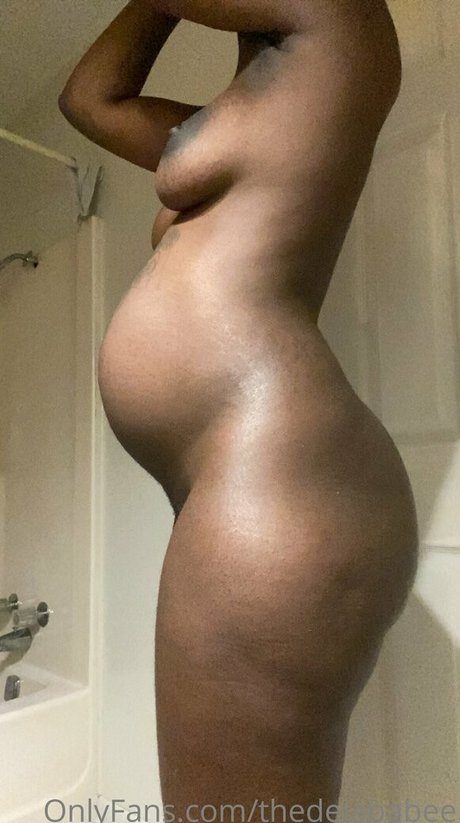 thedejababee model naked archive