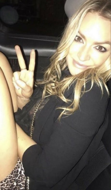 Laura Woods pornstar pretty pictures