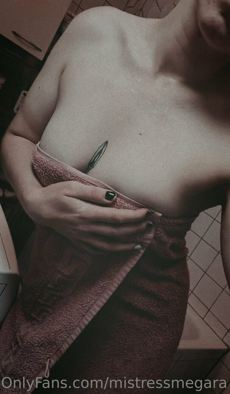 Mistressmegara pornstar sex image