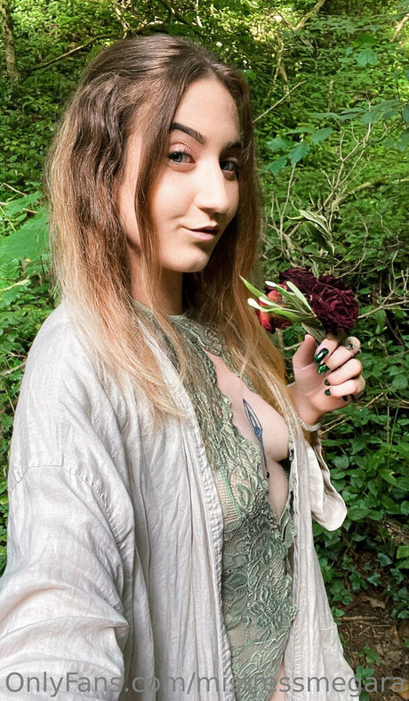 Mistressmegara star porn pics