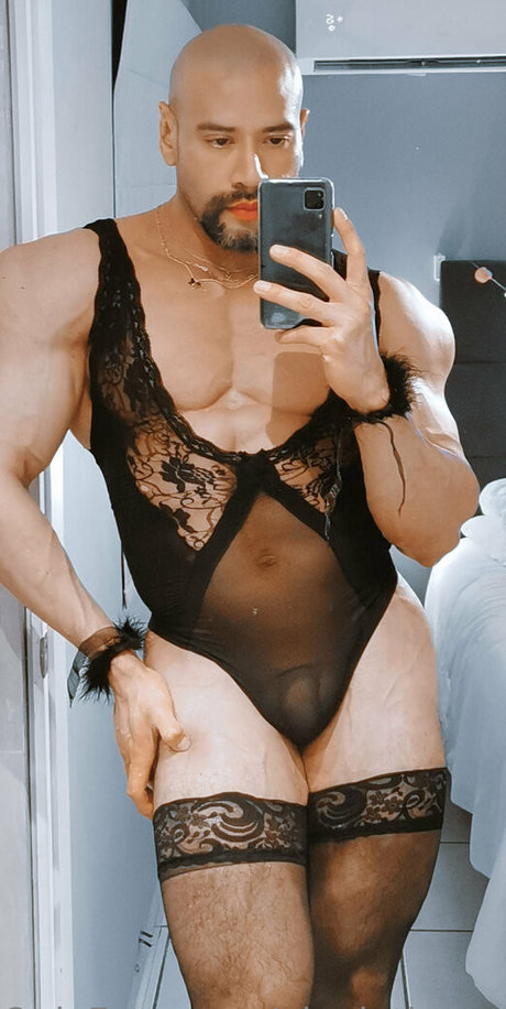 interracial threesome onlyfans free pictures