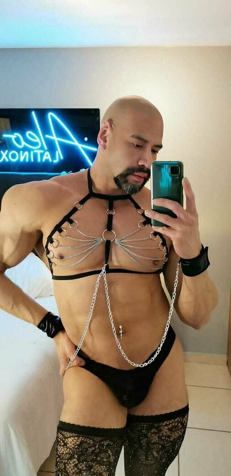 aleolatinoxxx sexy star gallery