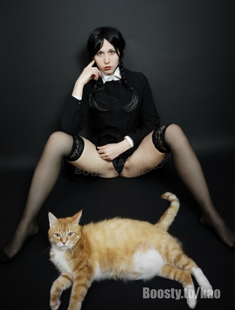 popkaomi hot model img