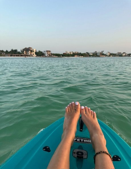 Beth Oliver pornstar free pics