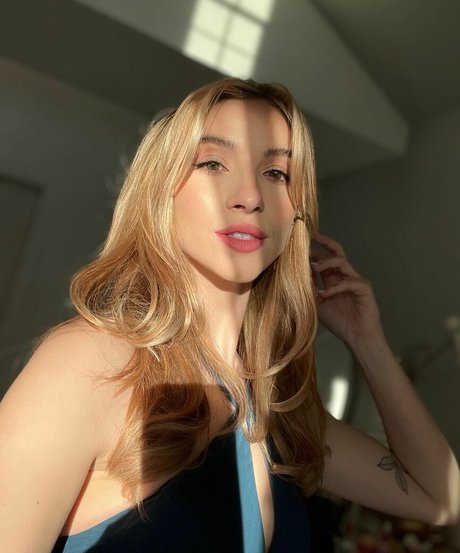 curvy shemale onlyfans beautiful naked galleries