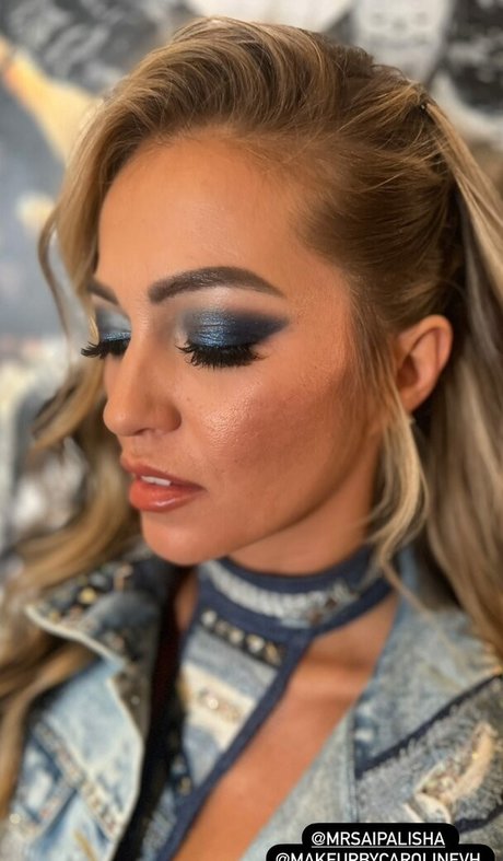 ass spread onlyfans art naked img