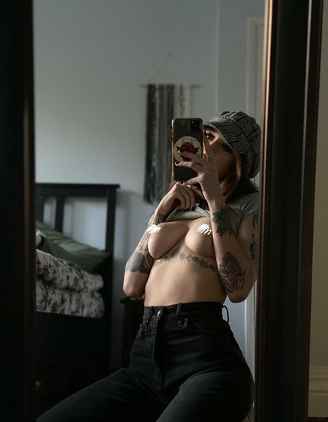 hellxrel model sexy image