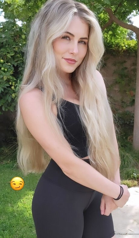 Nicki Taylor nice actress images