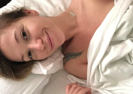 teach ella hd pornstar image