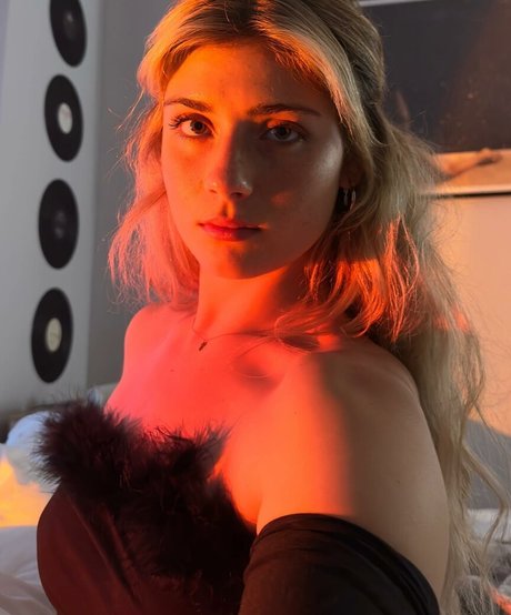 lightskin onlyfans sexy nudes picture