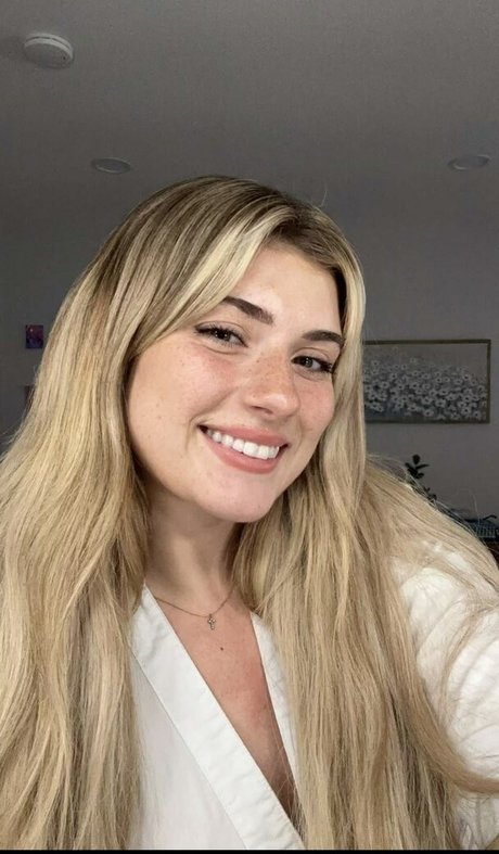 famous ladyboy onlyfans free xxx picture