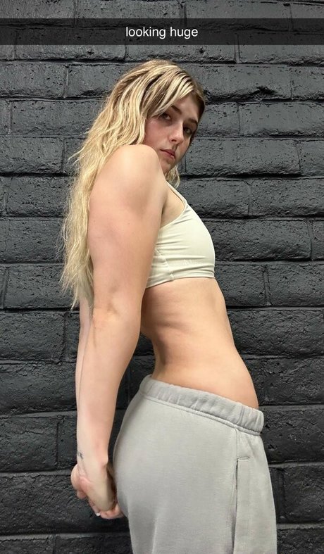 big dick shemale onlyfans hot porn pic