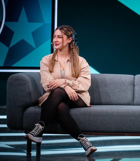 Troubleinc exclusive actress images