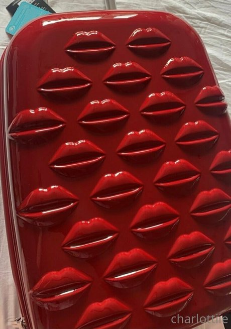 charlottiefree pretty model pic