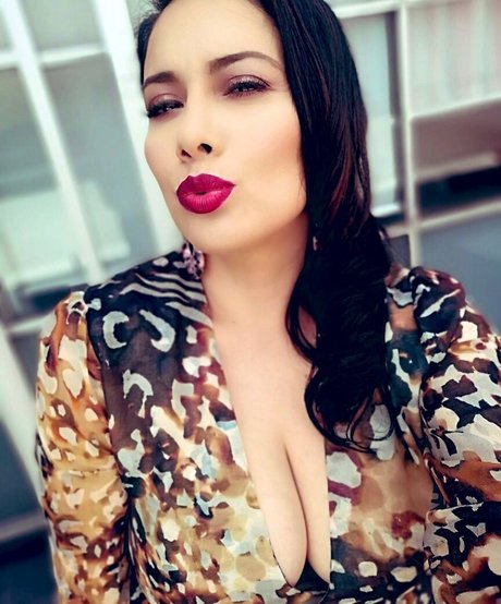 Sugey Abrego model top photo