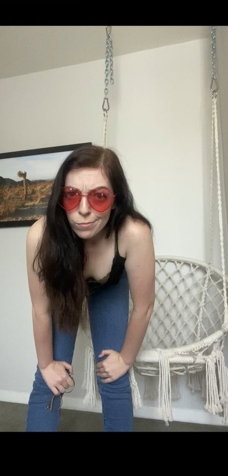 Swell Entertainment sex model image