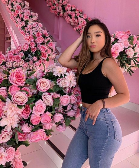 shemale cumshot onlyfans hd pic