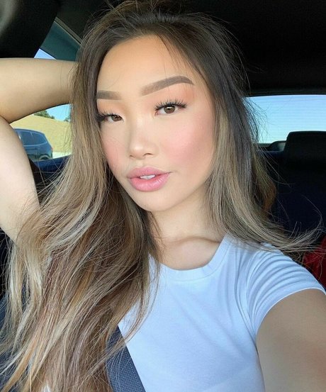 milf glasses onlyfans naked picture