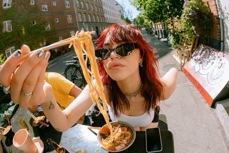 Taylor Upsahl high quality model photo