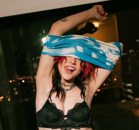 Taylor Upsahl star porn picture