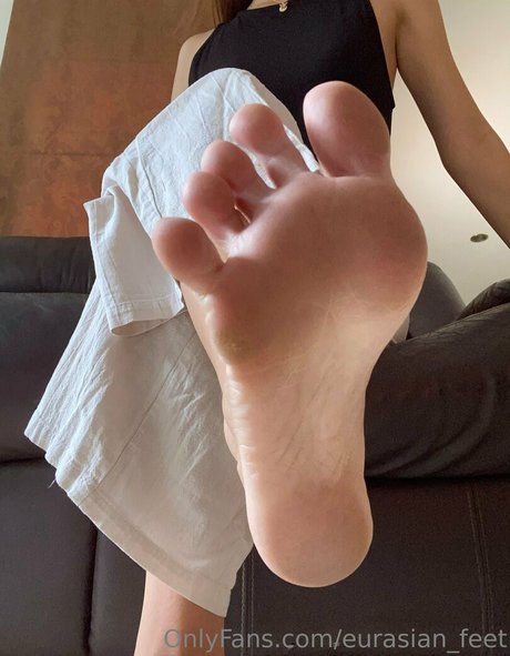 eurasian feet xxx star photos