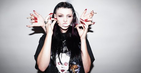 Zheani Sparkes model erotic pic