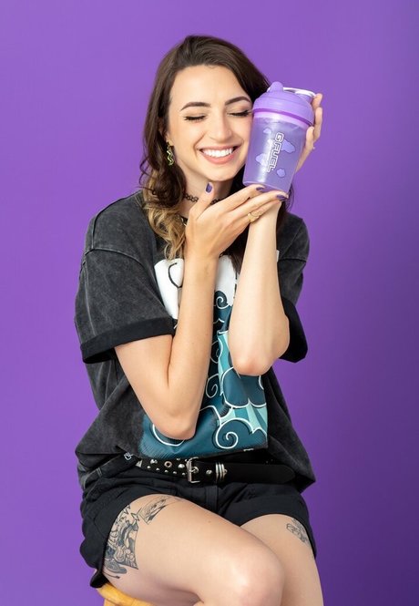 Gibi Asmr perfect actress photos