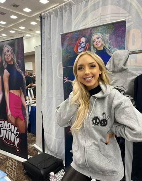 alliewrestling beautiful star pic