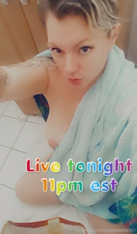 goth threesome onlyfans sexy nude pic