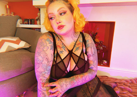 mature onlyfans hot nude photo