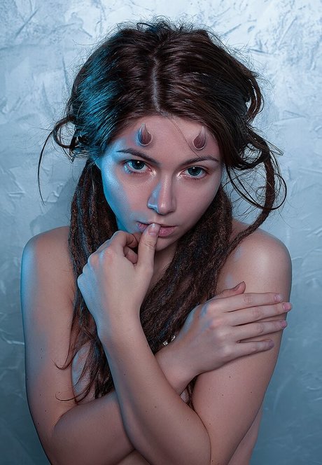 Nancy Novikova model erotic img