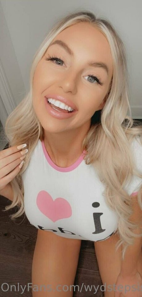 blonde secretary onlyfans sex pics