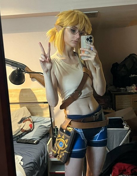 fingering pussy onlyfans erotic pics