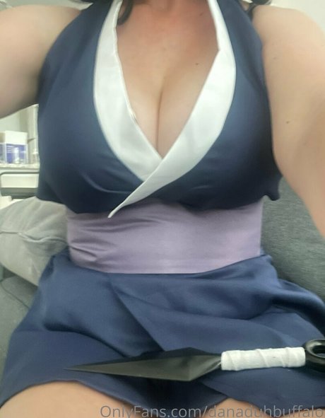 duhbuffaloo star sexy pictures