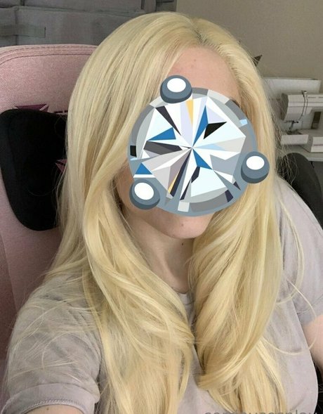 corrinvalentinecosplay model nice photo