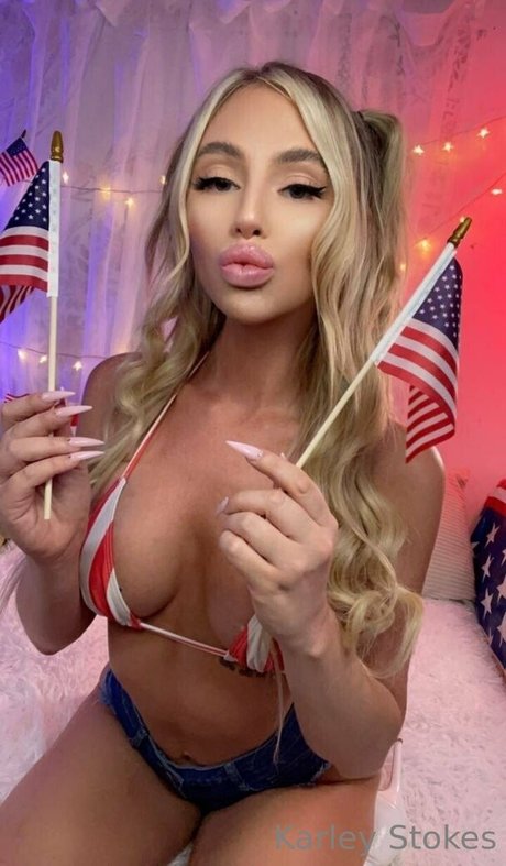 karleystokes pornographic model picture