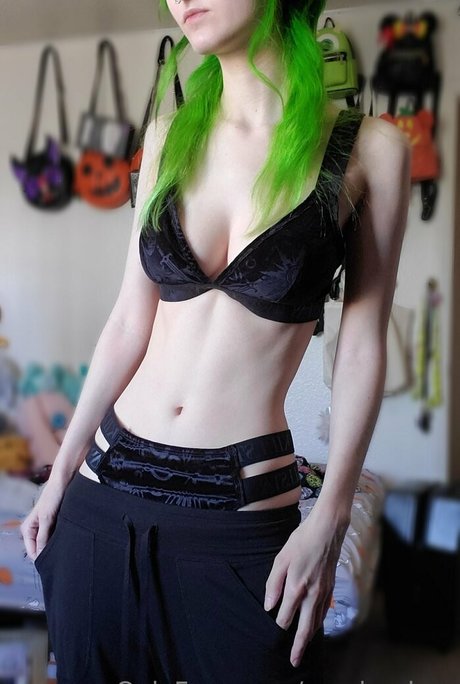 sourbunbun perfect actress image