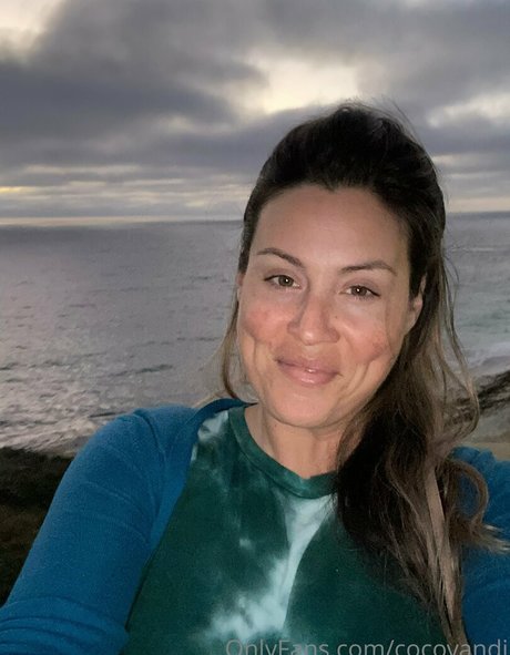 chubby gay onlyfans naked picture