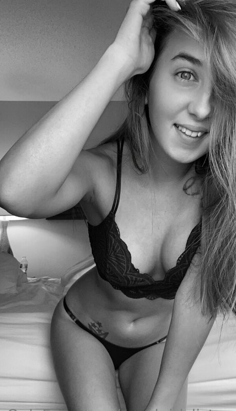 goodgirlzlisten sexy actress pic