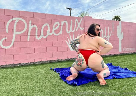 cuckold free onlyfans erotic image