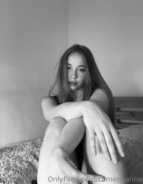 comeonanna sex model img