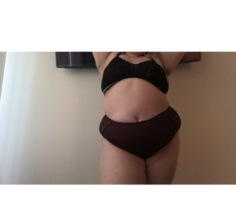 chubby solo onlyfans porn image