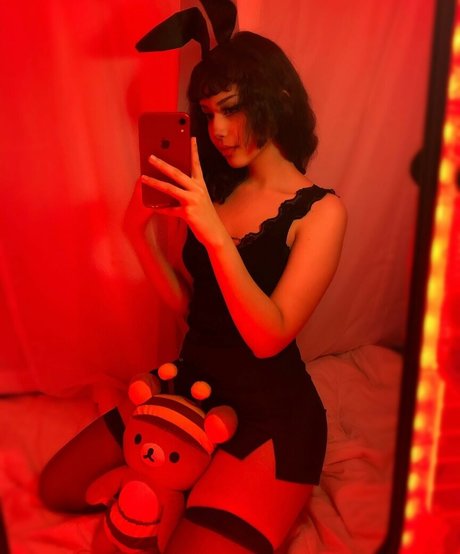 Daisyrot pretty pornstar photos