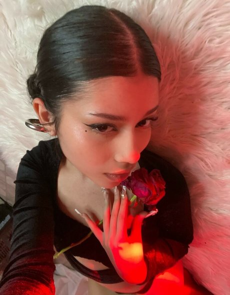 Daisyrot sexy star pic