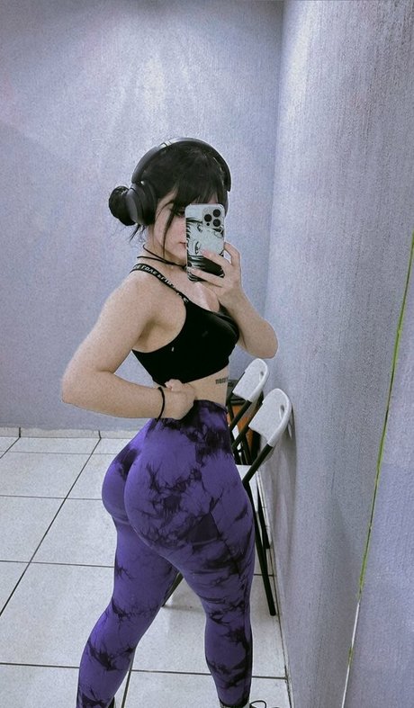 squirting pussy onlyfans erotic pic