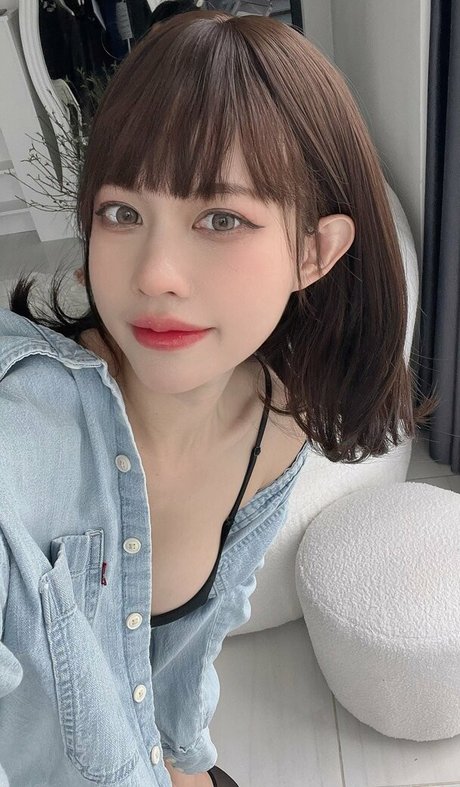 ebony solo onlyfans nudes images