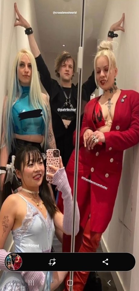 lesbian fingering onlyfans nudes image