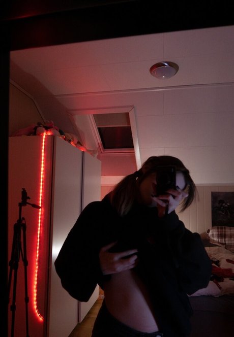 feet milf onlyfans sexy naked img