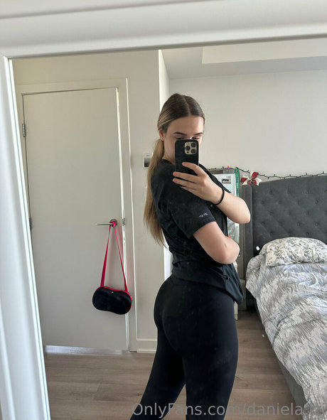 Danielalzj star xxx gallery