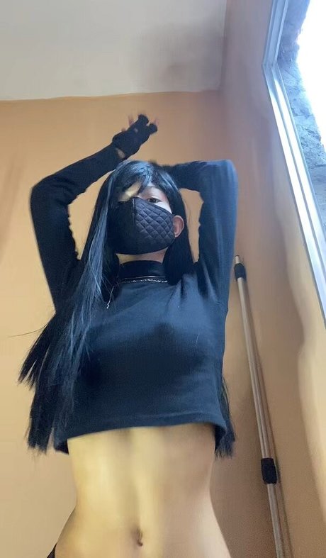 Vamp car hot actress pictures